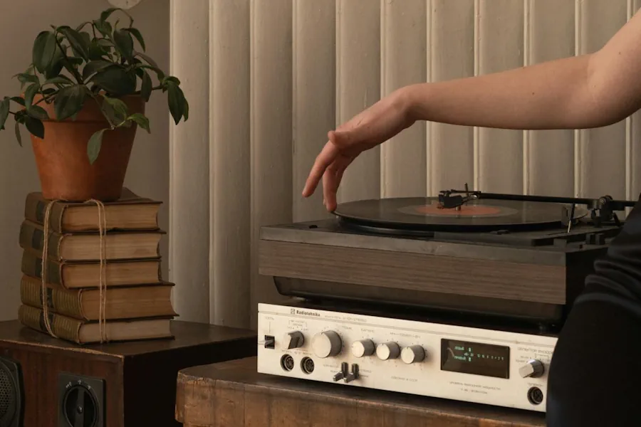 koppla-en-vinylspelare-till-din-musikanlaggning