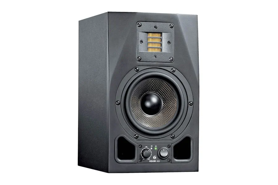 recension-av-adam-audio-a5x