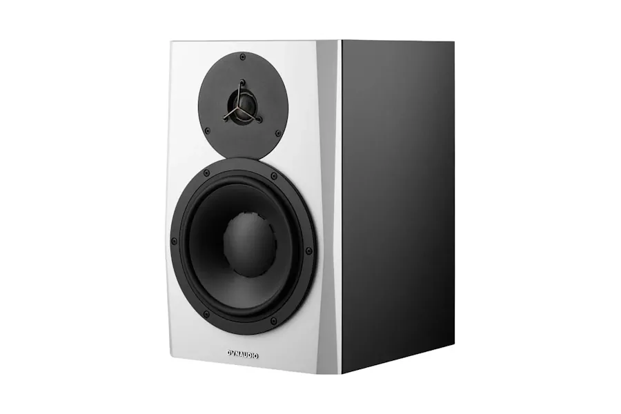 recension-av-dynaudio-lyd-8
