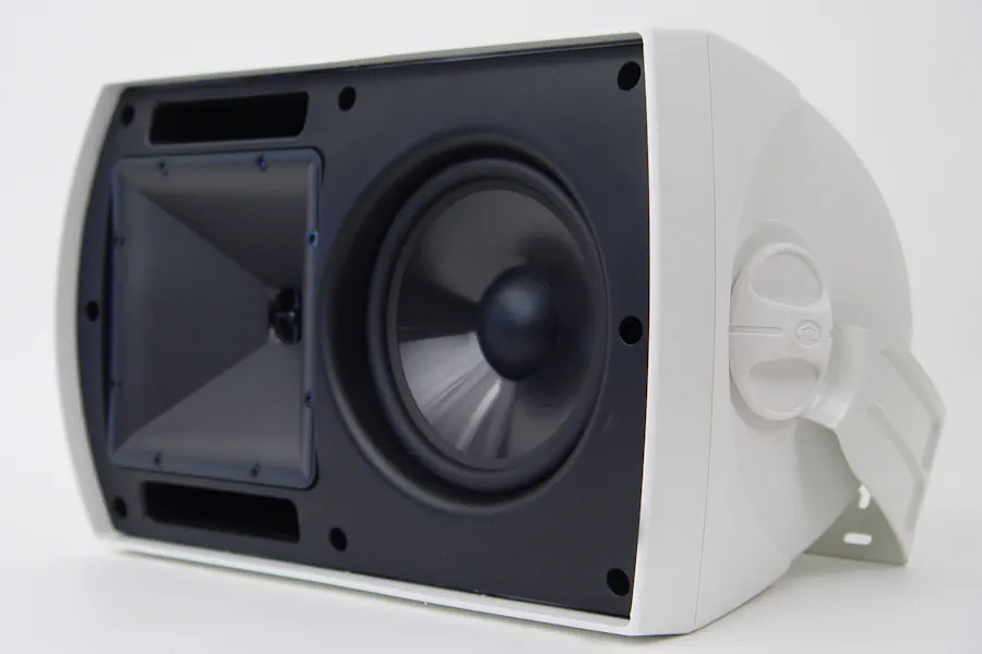 recension-av-klipsch-aw-650