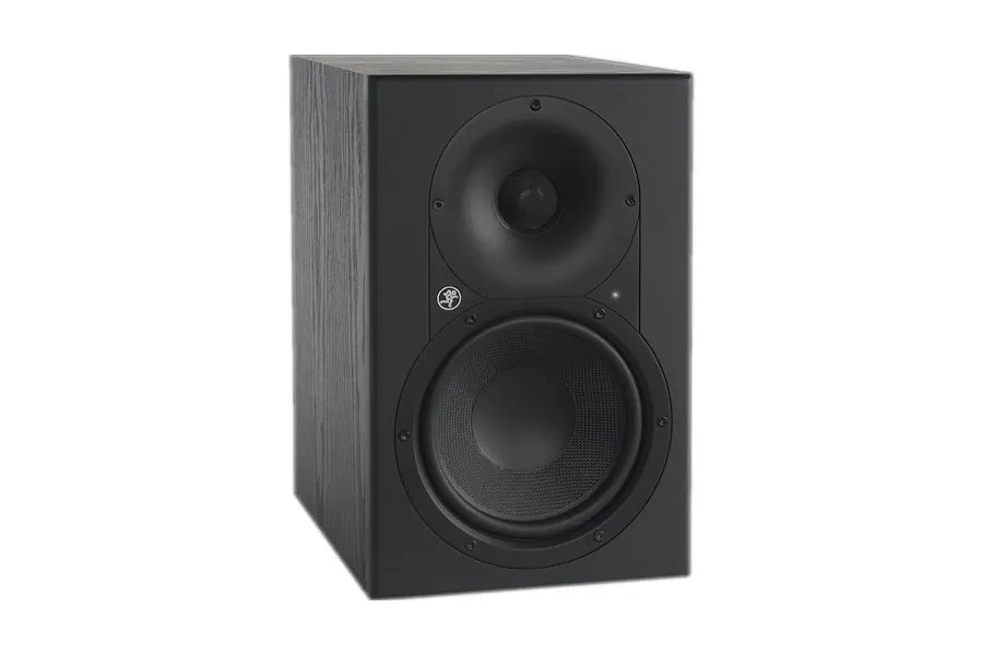 recension-av-mackie-xr624