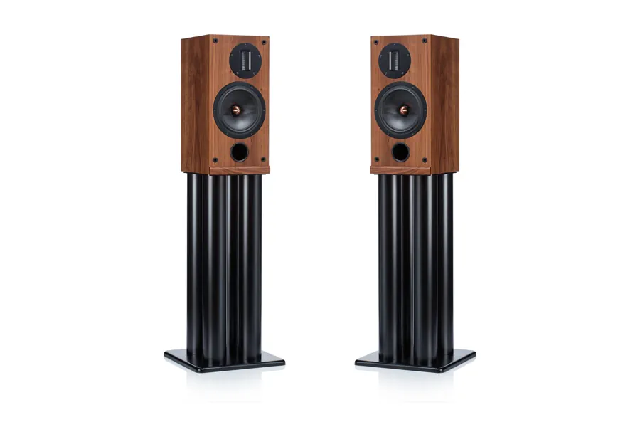 recension-av-proac-response-d2r