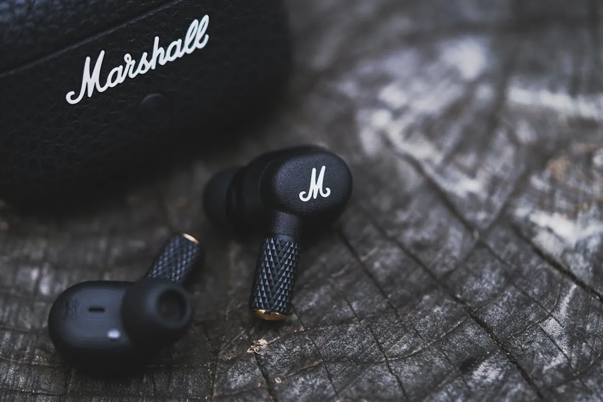 hörlurar marshall